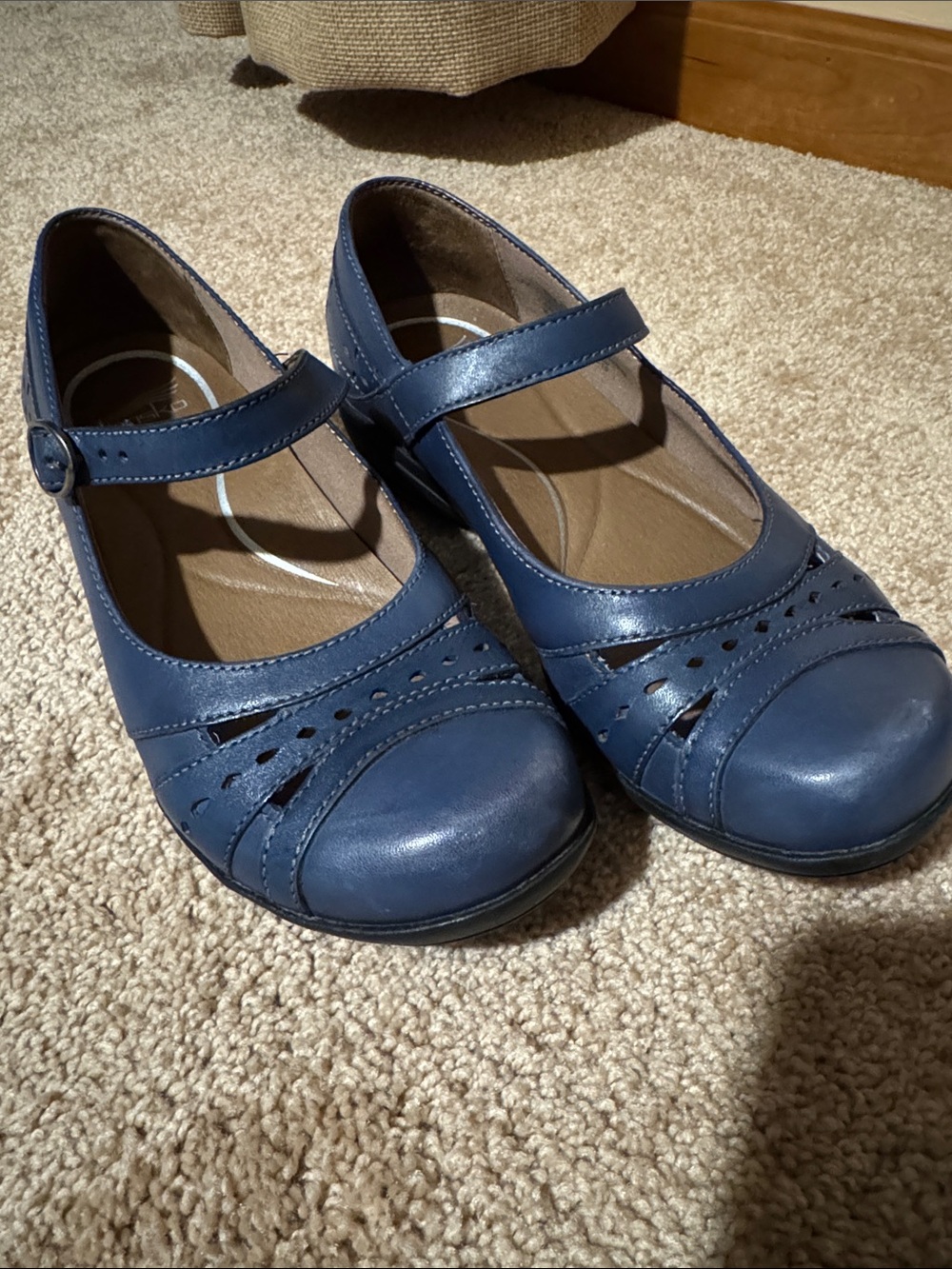 Dansko medium blue mary jane size 38